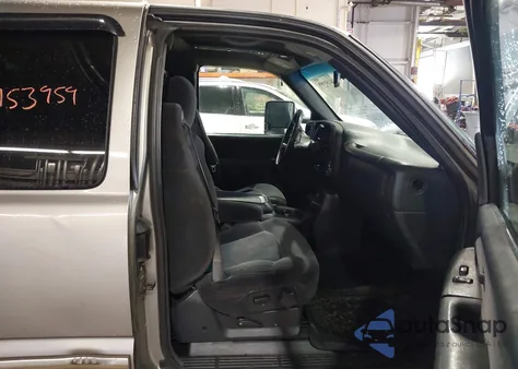 2001 Chevrolet Silverado 1500 Ls from USA, damaged, VIN 2GCEK19T811145862